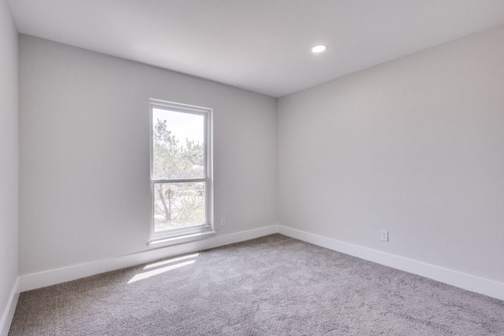 neutral-toned carpet flooring