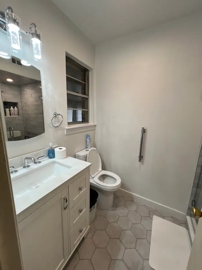 Bathroom Layout Improvements