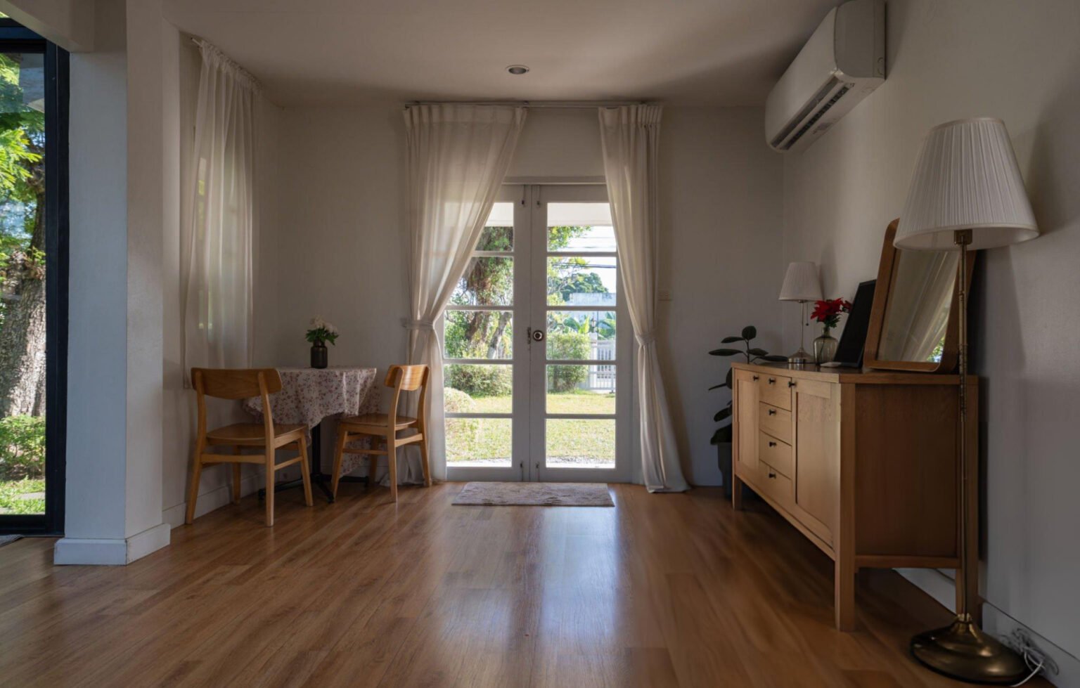 Laminate Flooring Installation